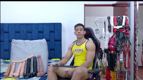 jose_rumbero91 online show from May 21, 1:40 pm