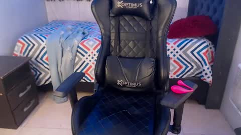 jose_sexycumm online show from January 5, 10:40 pm