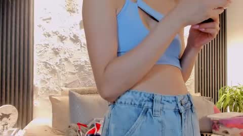 joselin online show from July 4, 1:39 pm