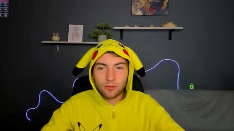 joseph_bear_ online show from September 18, 5:20 am