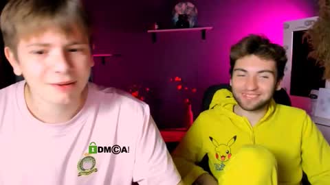 joseph_bear_ online show from October 5, 7:01 pm