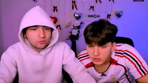 joseph_bear_ online show from March 13, 9:05 am