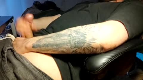 Snapshot of joseph_darsy chatting on July 31, 7:41 am joseph_darsy online show from July 31, 7:41 am