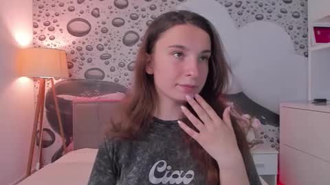 Snapshot of josephinerowe chatting on May 16, 12:26 pm Josephine online show from May 16, 12:26 pm