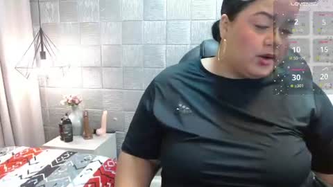 jossivibes online show from June 10, 1:21 pm