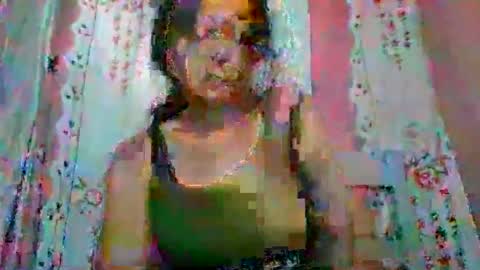 josy918592 online show from May 24, 1:16 pm