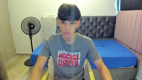 josy online show from March 28, 10:42 pm