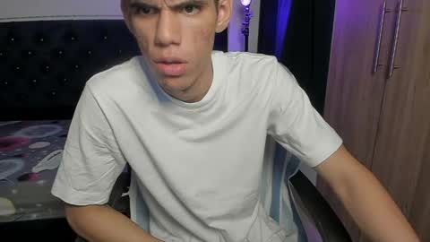 josy online show from April 28, 2:10 am