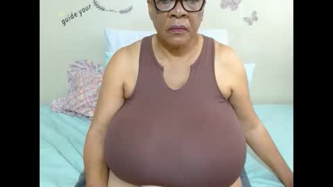 Snapshot of joycemando chatting on September 20, 8:04 am DairyQueen online show from September 20, 8:04 am