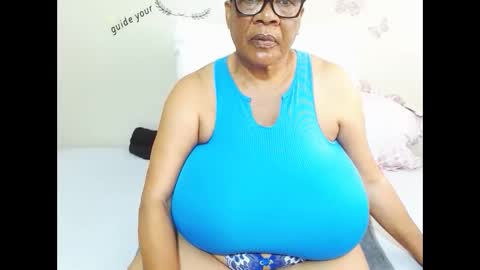 Snapshot of joycemando chatting on September 30, 9:14 am DairyQueen online show from September 30, 9:14 am