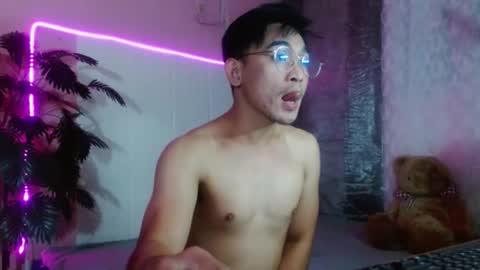 Snapshot of jp_horny1069 chatting on March 3, 4:57 pm jp_horny1069 online show from March 3, 4:57 pm