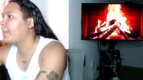 INDEPENDENT MODEL online show from March 21, 2:53 pm