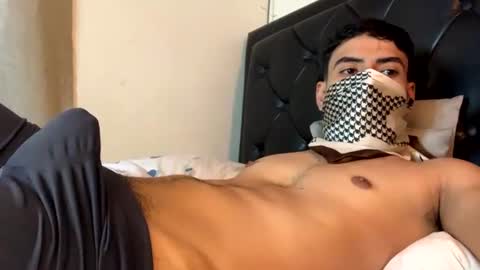 lJuanl online show from June 22, 1:41 pm