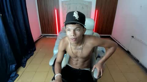 Snapshot of juan_mhata chatting on June 11, 12:08 am Juan Mhata online show from June 11, 12:08 am
