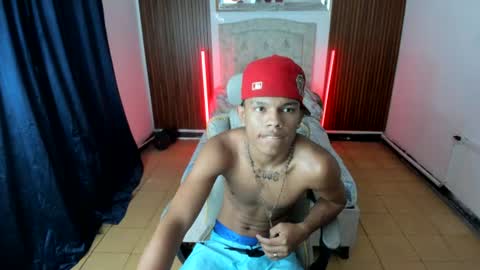 Snapshot of juan_mhata chatting on June 14, 12:30 am Juan Mhata online show from June 14, 12:30 am