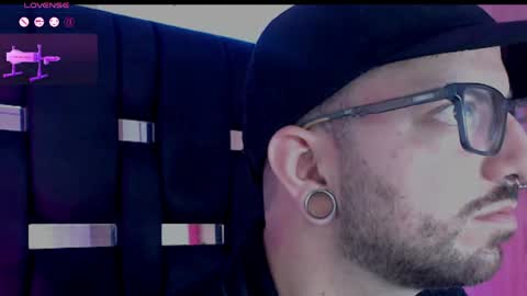 Snapshot of juanchis080 chatting on March 23, 2:26 am Andres online show from March 23, 2:26 am