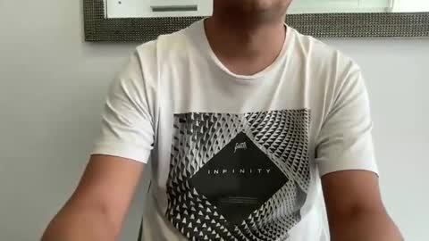 juandavergax42 online show from March 31, 5:13 pm