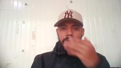 juanfe_style online show from September 29, 1:49 pm