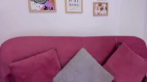 Snapshot of juanita_owens chatting on December 21, 12:20 am juanita_owens online show from December 21, 12:20 am