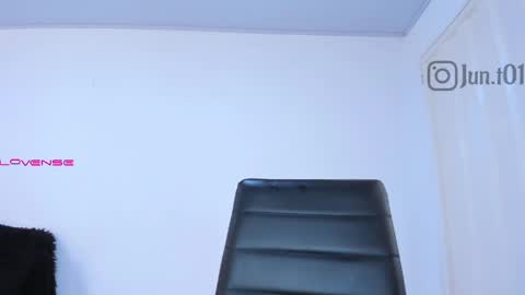 Snapshot of juanita_thorne chatting on March 11, 5:52 pm online show from March 11, 5:52 pm