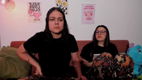 Snapshot of juanitaaa_ chatting on April 9, 12:54 am juanitaaa_ online show from April 9, 12:54 am