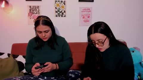 Snapshot of juanitaaa_ chatting on May 18, 11:10 pm juanitaaa_ online show from May 18, 11:10 pm