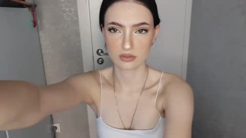 Veronika online show from May 25, 6:19 am