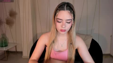 Snapshot of juanitaclay chatting on May 15, 7:32 pm Juanita Clay online show from May 15, 7:32 pm