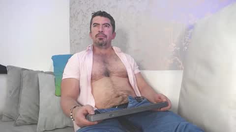 Juan k online show from January 5, 5:27 pm