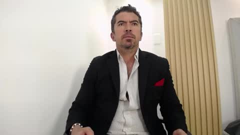 Juan k online show from April 27, 1:09 pm