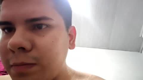 juanmanuelalgecira online show from March 25, 3:23 am