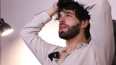 juanmilano online show from May 23, 4:50 am