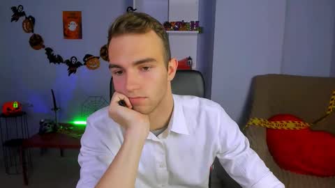 Snapshot of juddie_great_mood chatting on October 28, 1:47 pm juddie online show from October 28, 1:47 pm