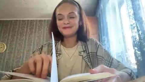 Lulu online show from February 19, 4:30 am