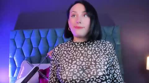 Snapshot of judy_campbell chatting on February 25, 7:23 pm judy_campbell online show from February 25, 7:23 pm