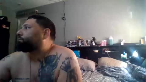 Juiceepawwg420 online show from June 3, 1:14 pm