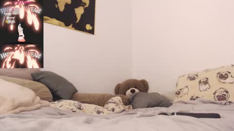 laura online show from March 2, 7:45 pm