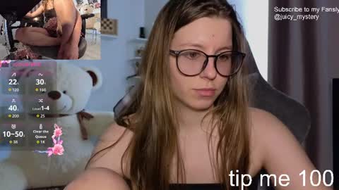 laura online show from July 17, 12:56 pm