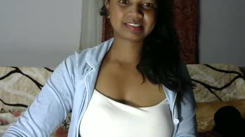 stellah online show from July 12, 1:40 am