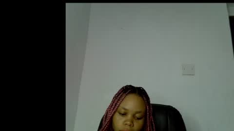 Snapshot of juicy_slut0 chatting on July 5, 11:28 am Champaign online show from July 5, 11:28 am
