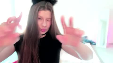 Elena online show from June 7, 2:32 pm