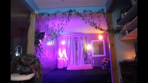 juicyjayxxx69 online show from April 5, 3:26 am