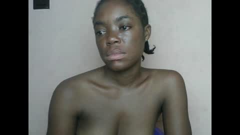 juicyyxboobs online show from July 2, 12:10 am
