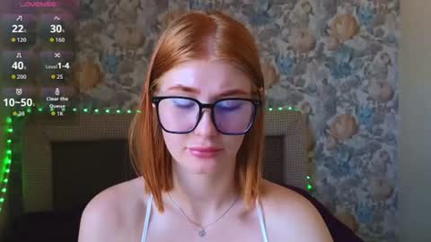 Snapshot of juli_ginger chatting on July 16, 6:41 am Julia online show from July 16, 6:41 am
