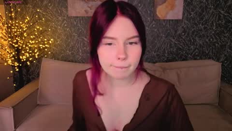 Julia online show from April 7, 1:06 am