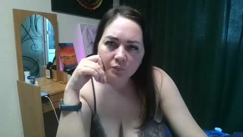 Snapshot of juliamorgann chatting on June 20, 6:49 am juliamorgann online show from June 20, 6:49 am