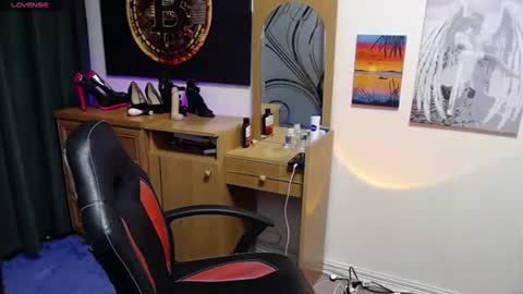 Snapshot of juliamorgann chatting on July 29, 6:06 pm juliamorgann online show from July 29, 6:06 pm