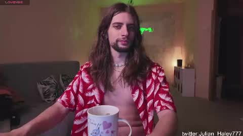 julian_cassablanca online show from June 12, 12:20 am