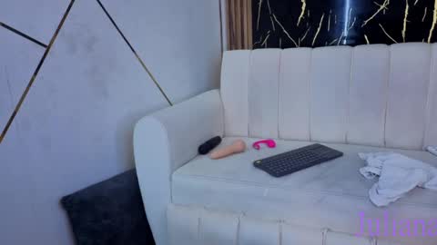 juliana23_pm online show from April 14, 5:41 pm