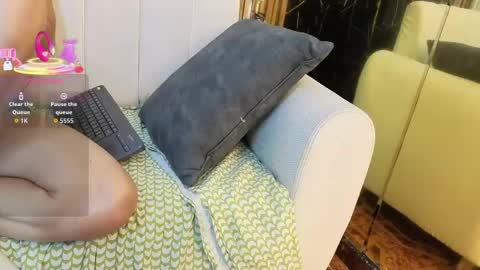 juliana23_pm online show from April 18, 7:07 pm